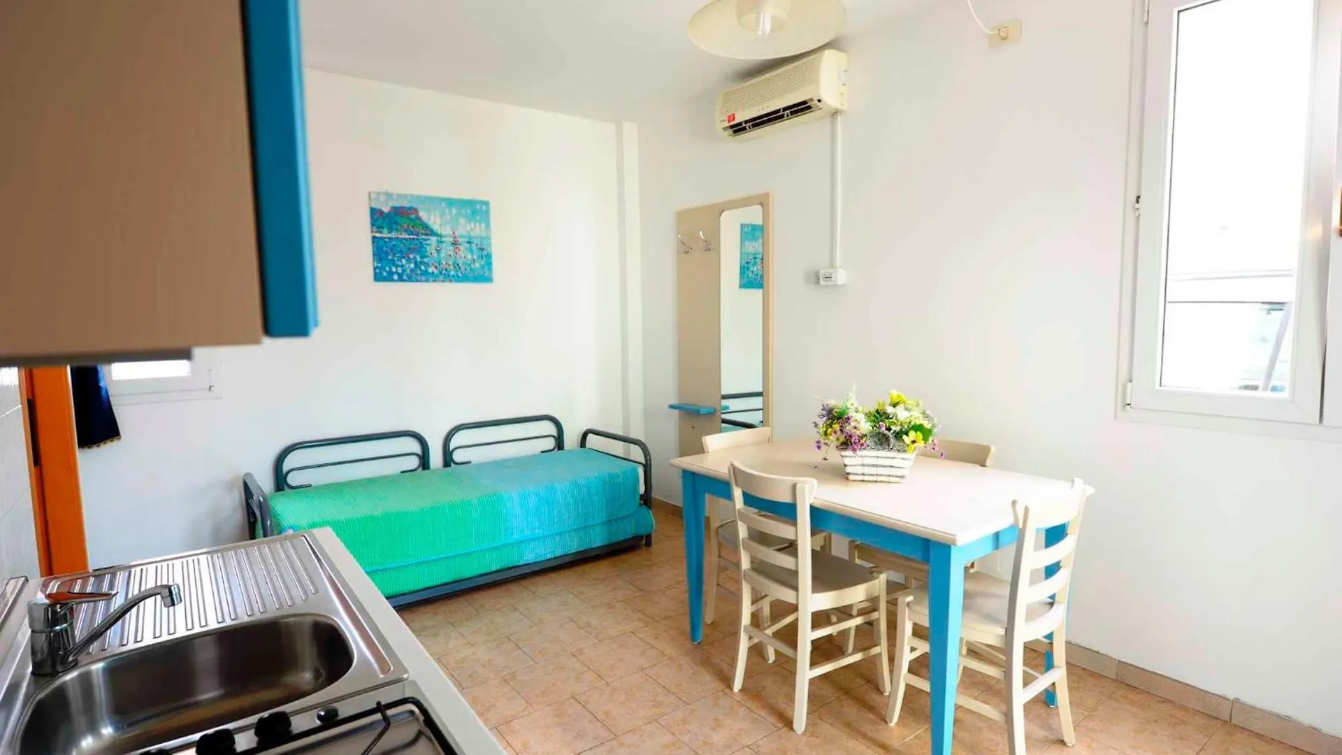 Apartments In Peschiera Del Garda 22100