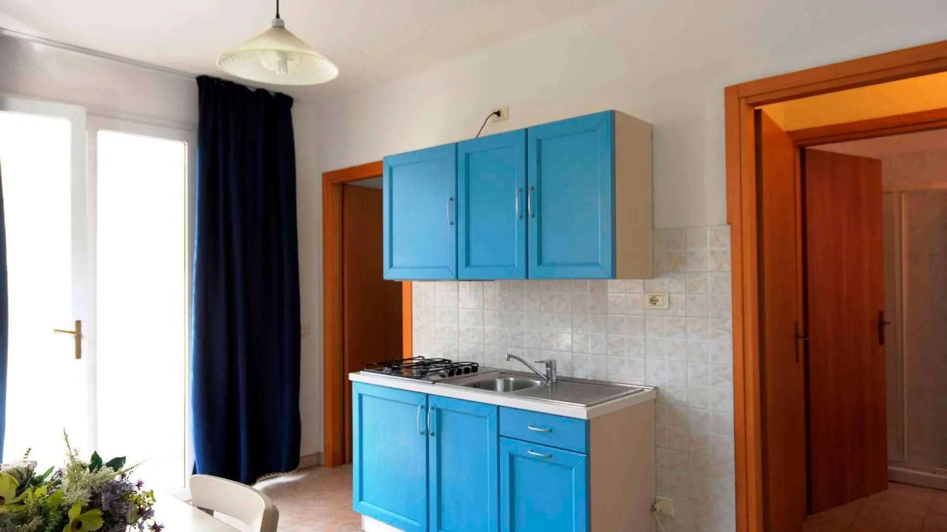 Apartments In Peschiera Del Garda 22100 Italy