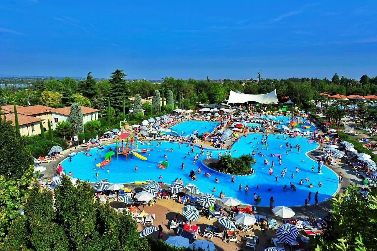 Apartments in Peschiera del Garda 22100 Italia